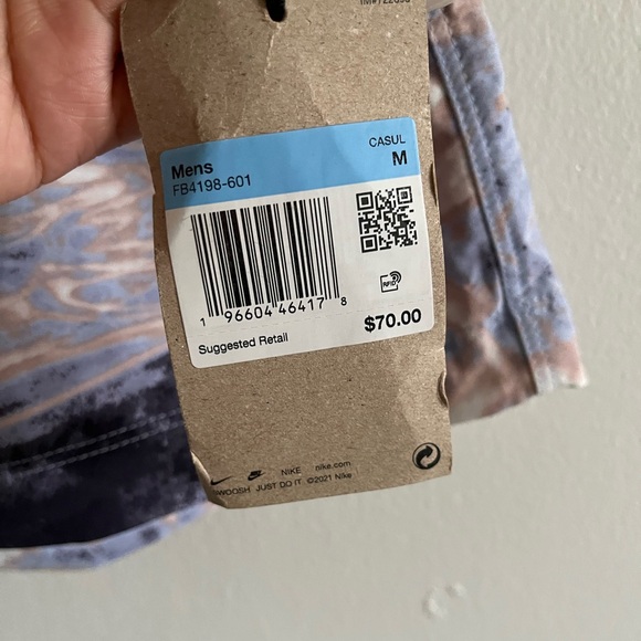 Brand new men’s Nike ACG shorts , size medium - Picture 15 of 15